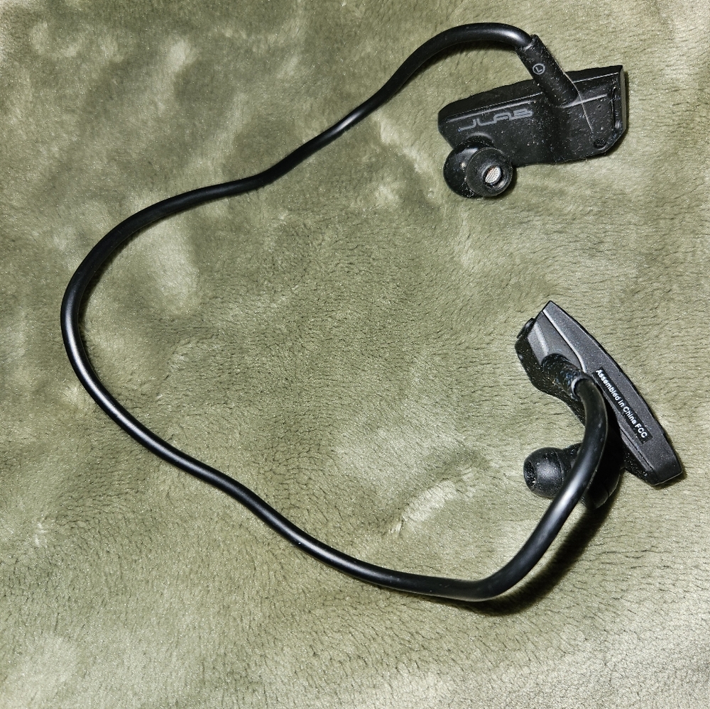 JLab wireless headphones - Picture 5 of 6